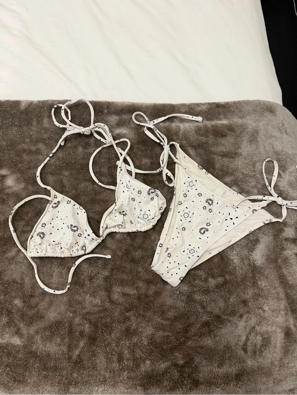 Skims Bikini Set - Bandana White